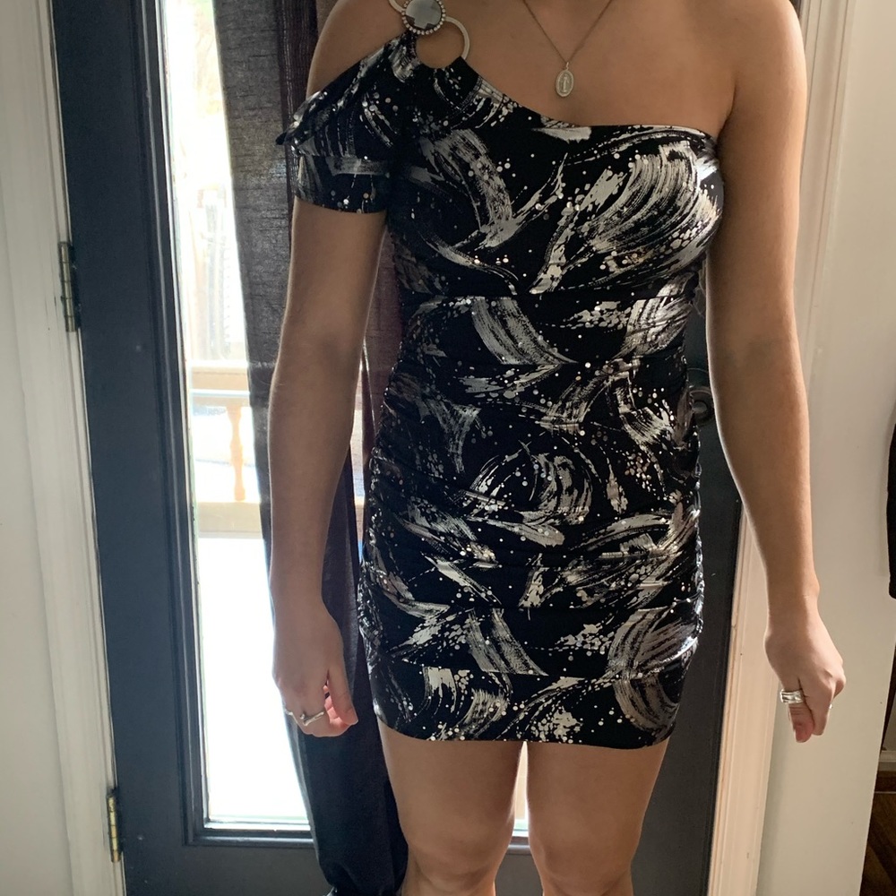 Semi formal dress/night out